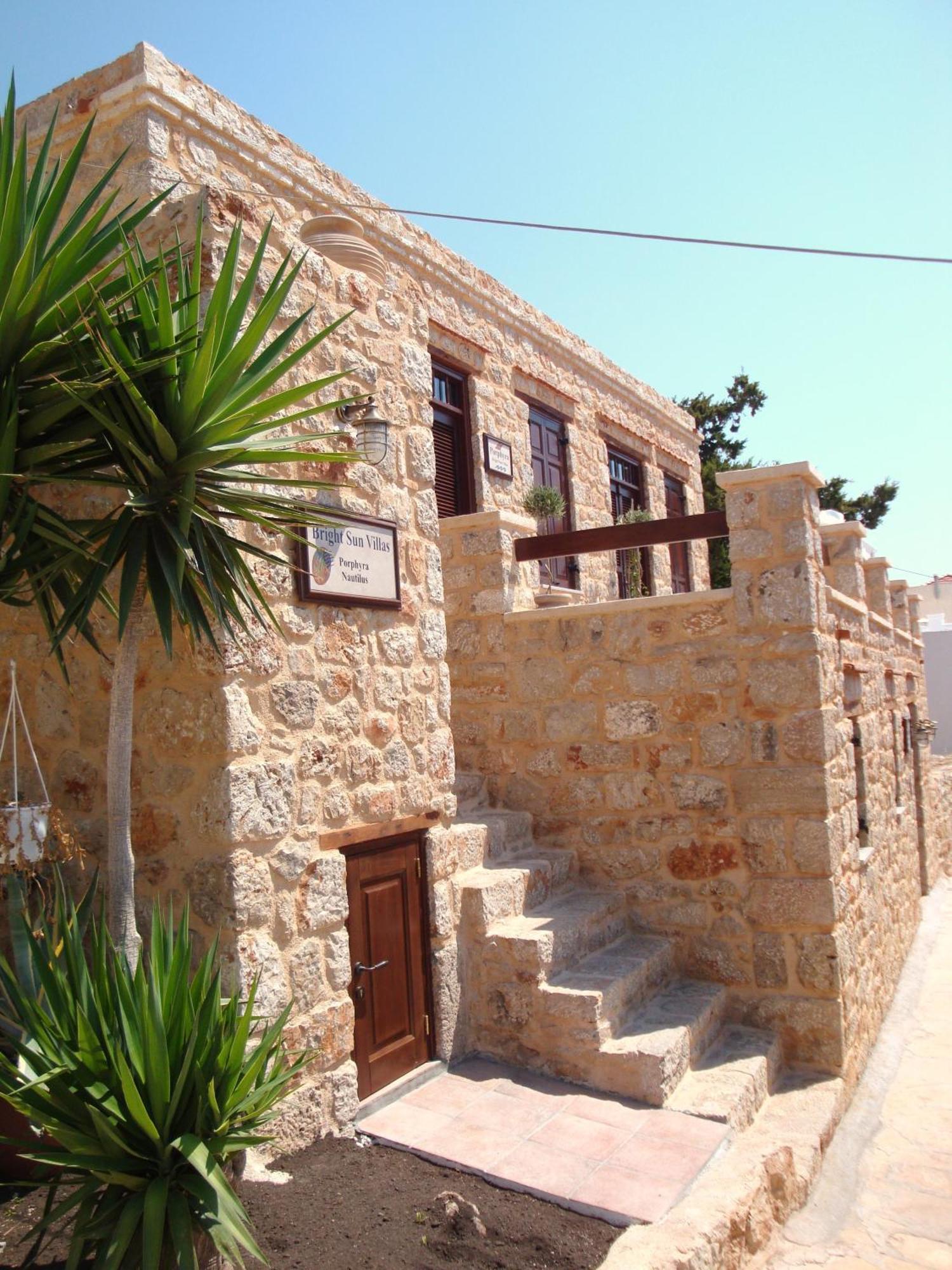 Bright Sun Villas Chalki Town Bagian luar foto